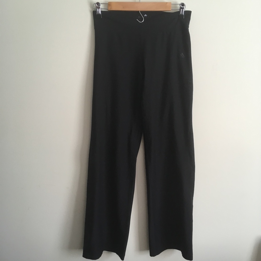 Black Adidas yoga pant